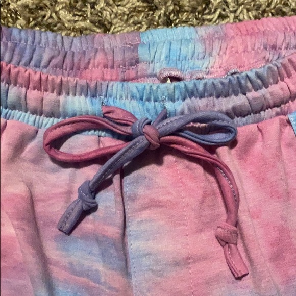 Tie Dye Shorts - Picture 4 of 11